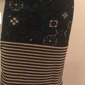 xs lularoe cassie skirt